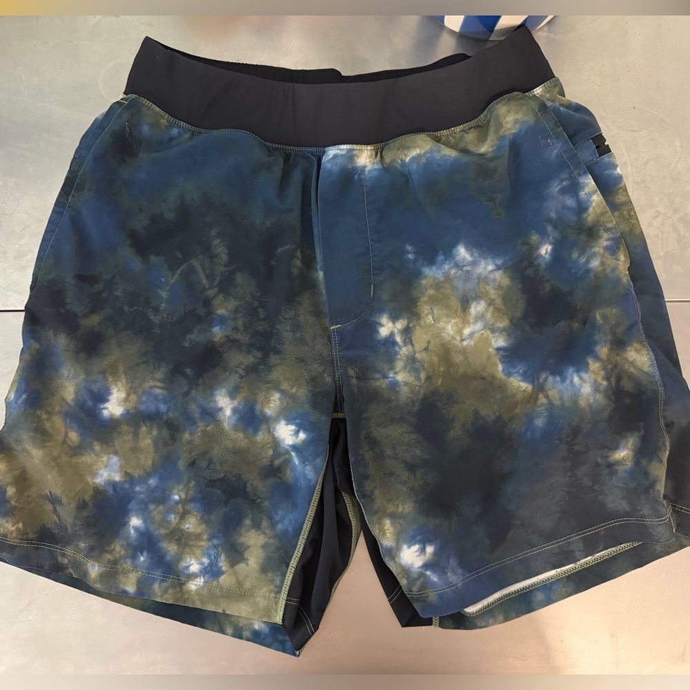 Men's Fabletics Athletic Tie-Dye Workout Shorts - Blue & Olive
